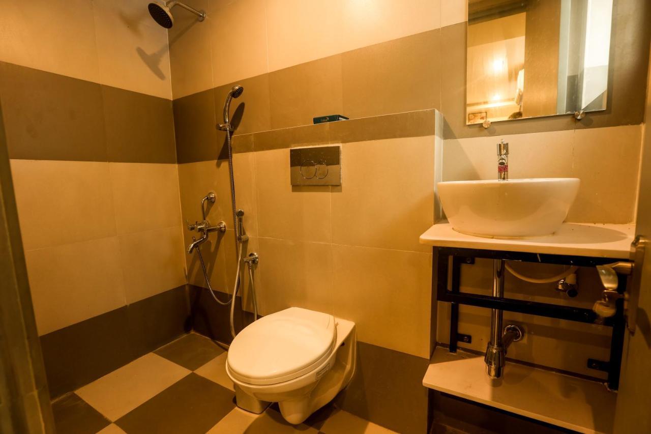 Coastal Pearl Hotel Miramar Panaji Exterior foto